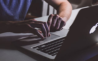 聯想320s是哪年出的新款型號啊圖片大全集